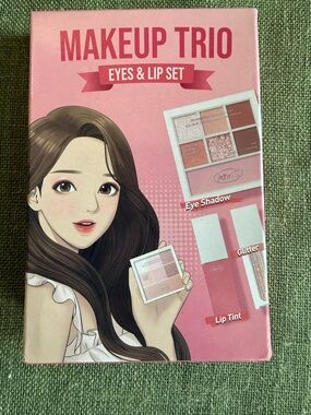 MAKEUP TRIO Eyes & Lip Set - Pink Shades
